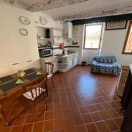 House Old Town 50m From Beach&shop *